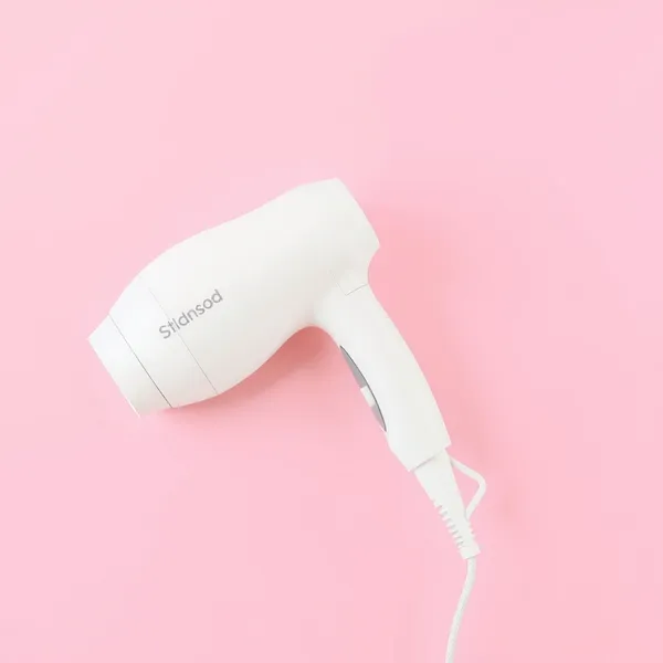 Secador de cabelo compacto